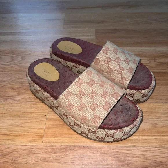 Gucci Beige & Burgundy GG Canvas Platform Slide Sandals - Picture 3 of 5